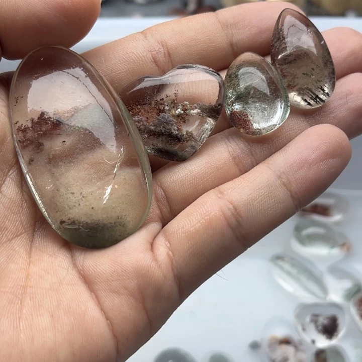 未镶嵌吊坠(赠链)水晶大*