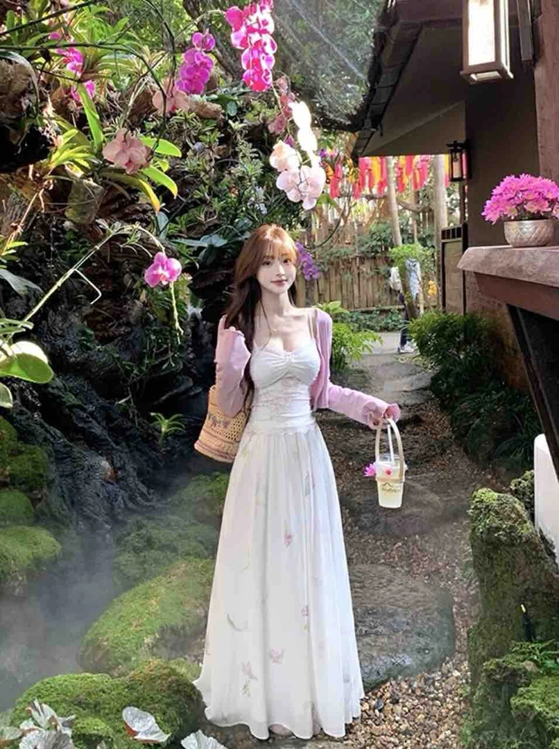 温柔蕾丝美背针织开衫印花大裙摆A字半身裙穿搭