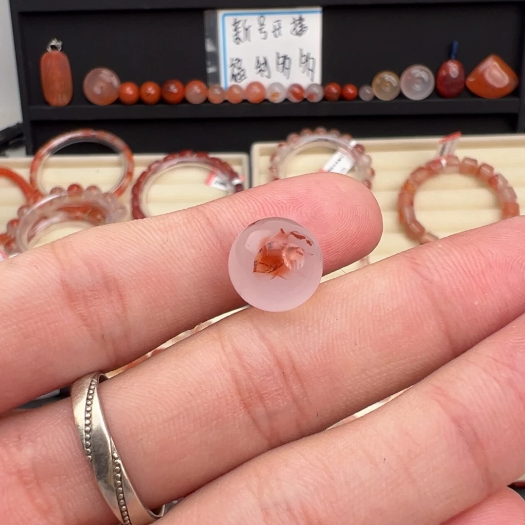 南红玛瑙未镶嵌川料圆珠11.6mm