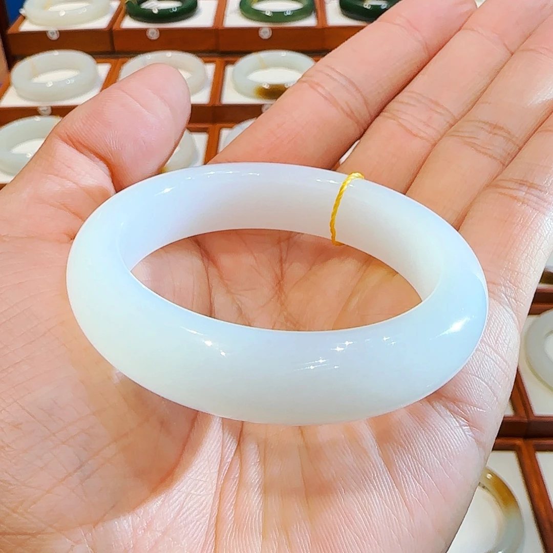 和田玉未镶嵌手镯新疆羊脂白玉50 51 52