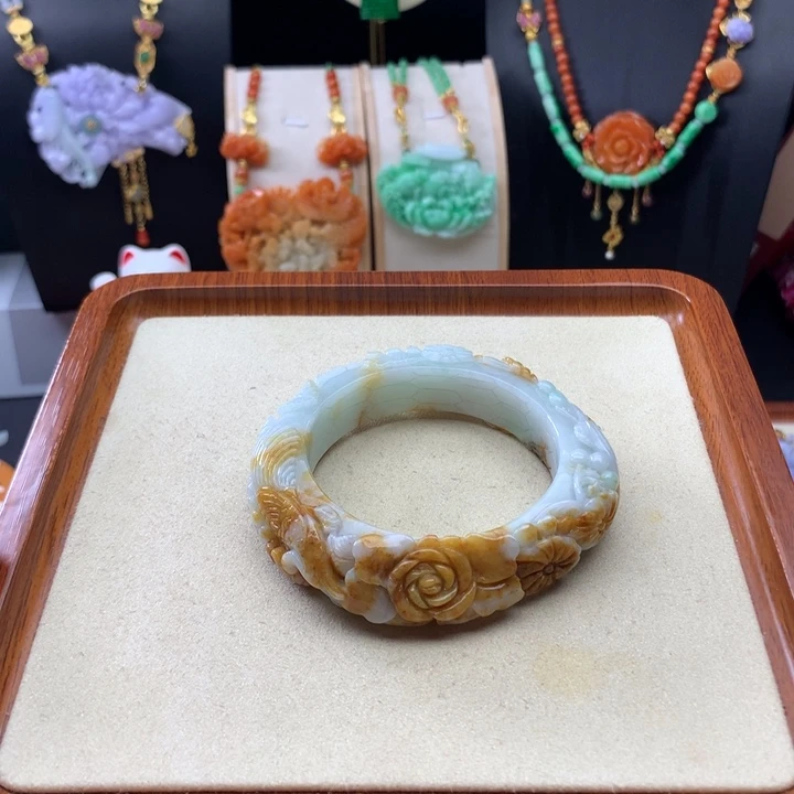 翡翠手镯未镶嵌翡翠手镯58