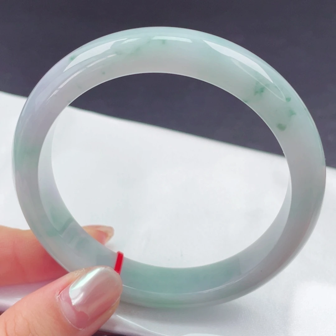 翡翠未镶嵌手镯60圈口