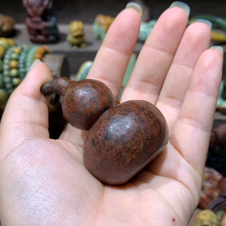 岫岩河磨玉（透闪石质玉）未镶嵌把件