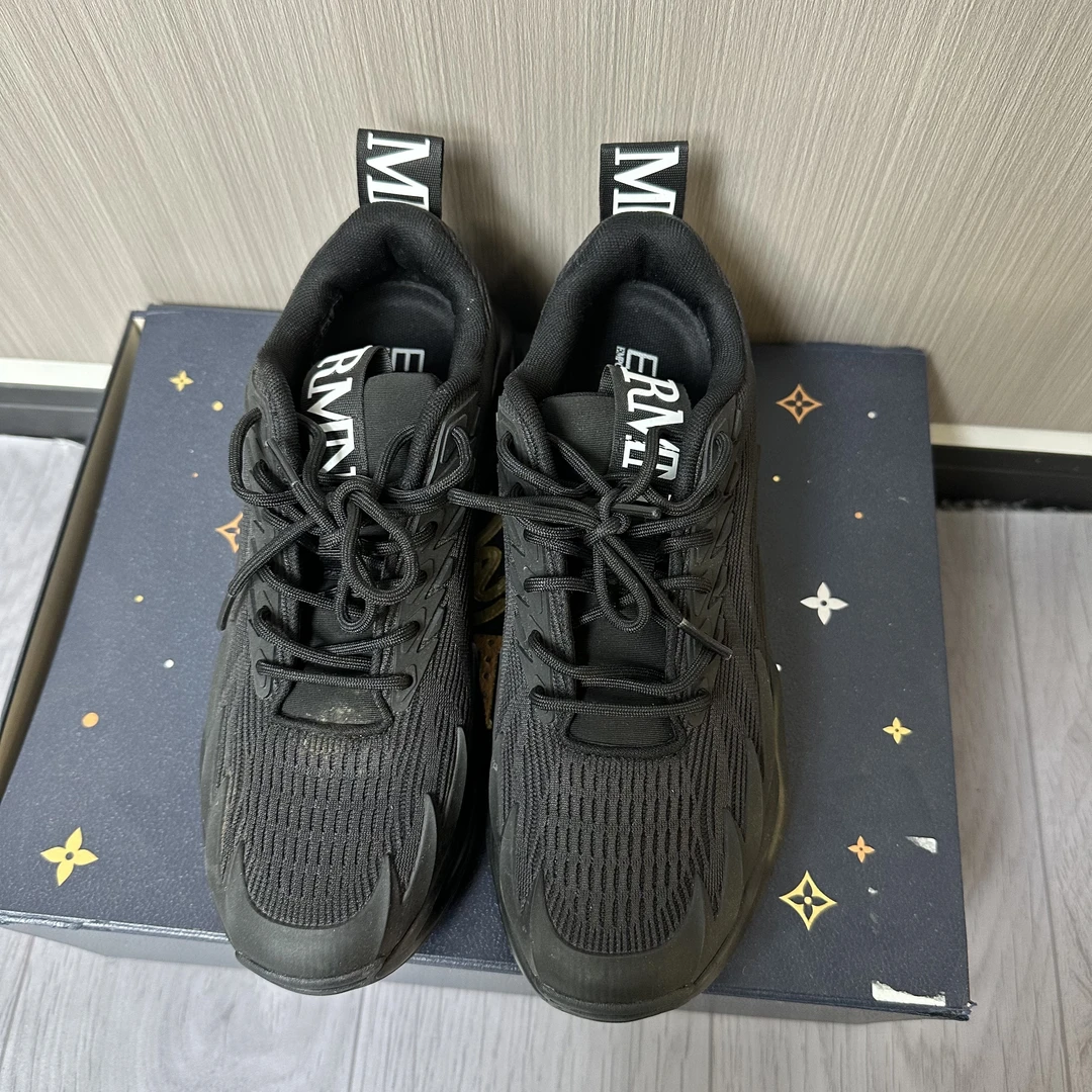 99新 GIORGIO ARMANI/阿玛尼 EA7 黑色织物 运动鞋 40.5码/X1028