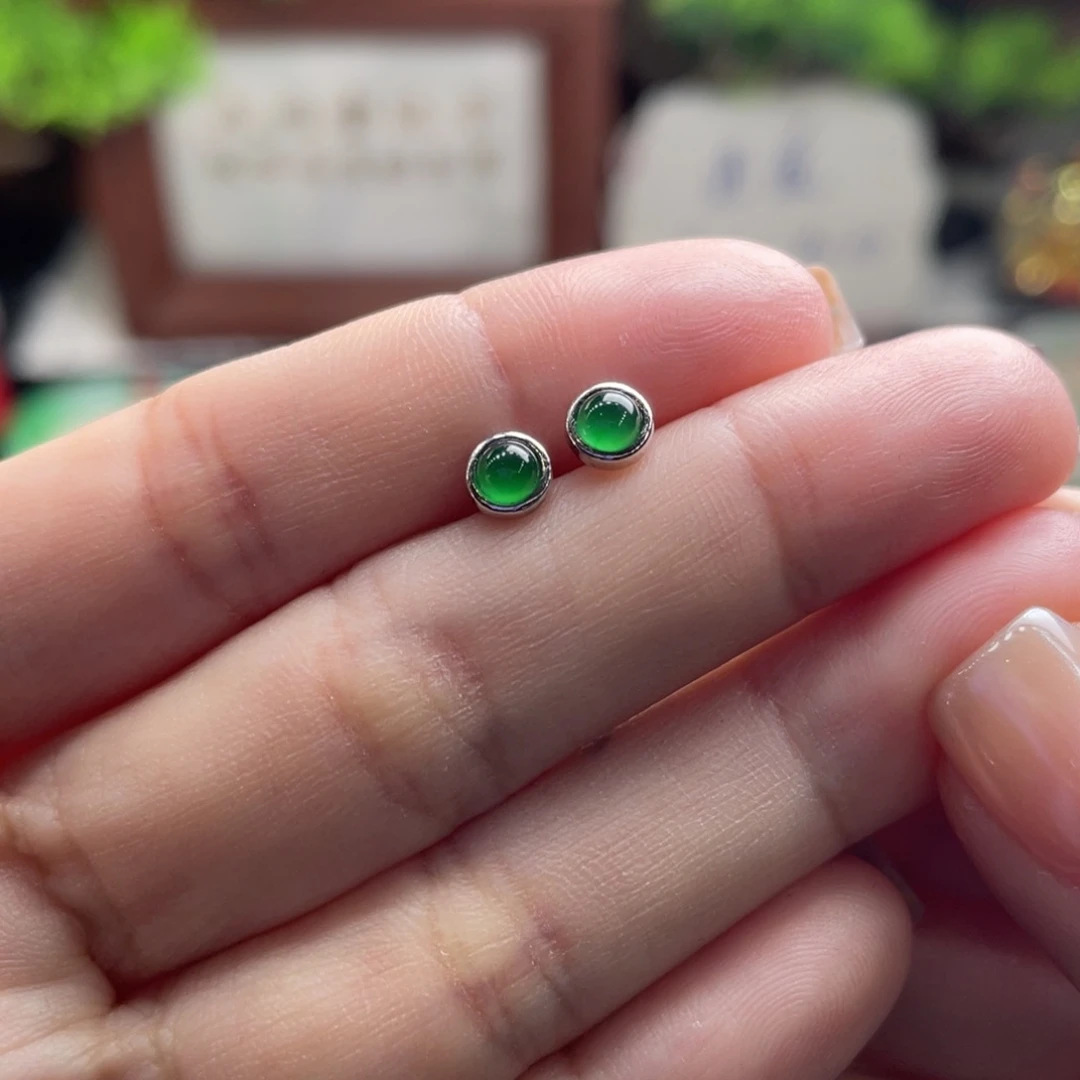 翡翠未镶嵌耳饰简约耳钉 年前清货