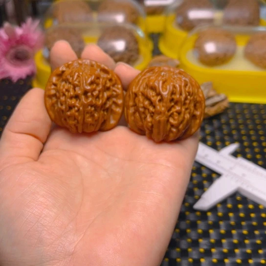 文玩核桃吊坠四座楼42