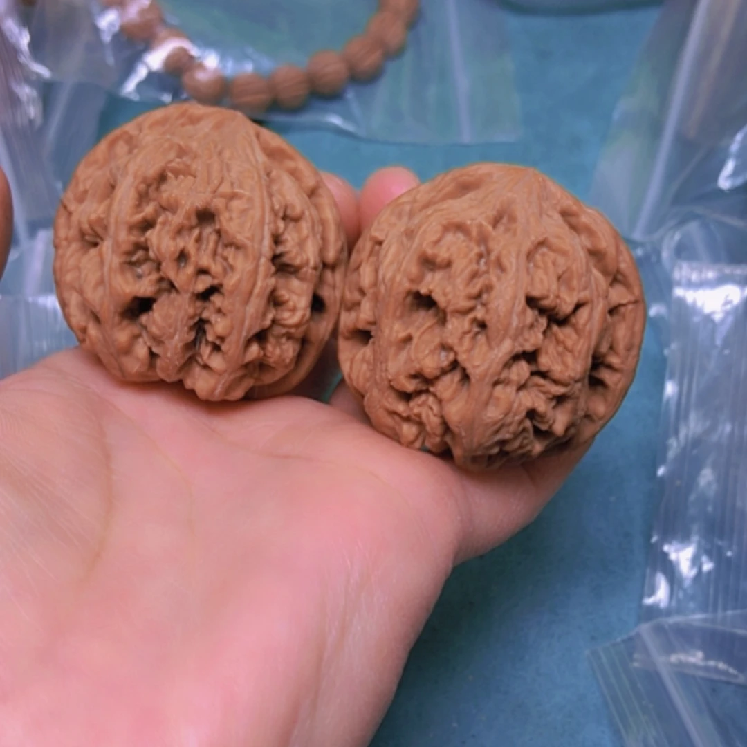 【闪购商品】摆件核桃43粗筋有修