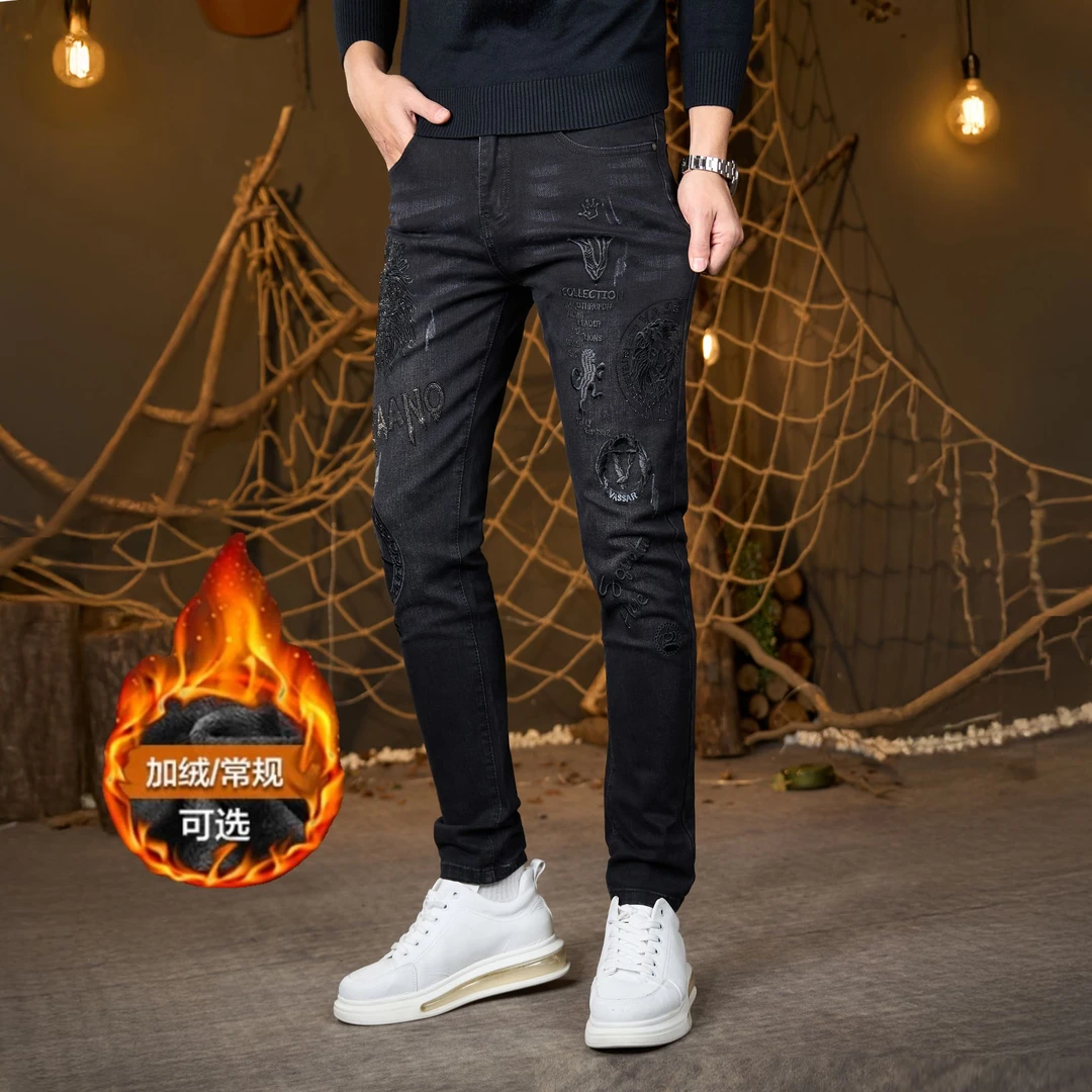 秋冬季爆款烫钻刺绣男士牛仔裤男潮流百搭弹力修身小脚裤加绒加厚