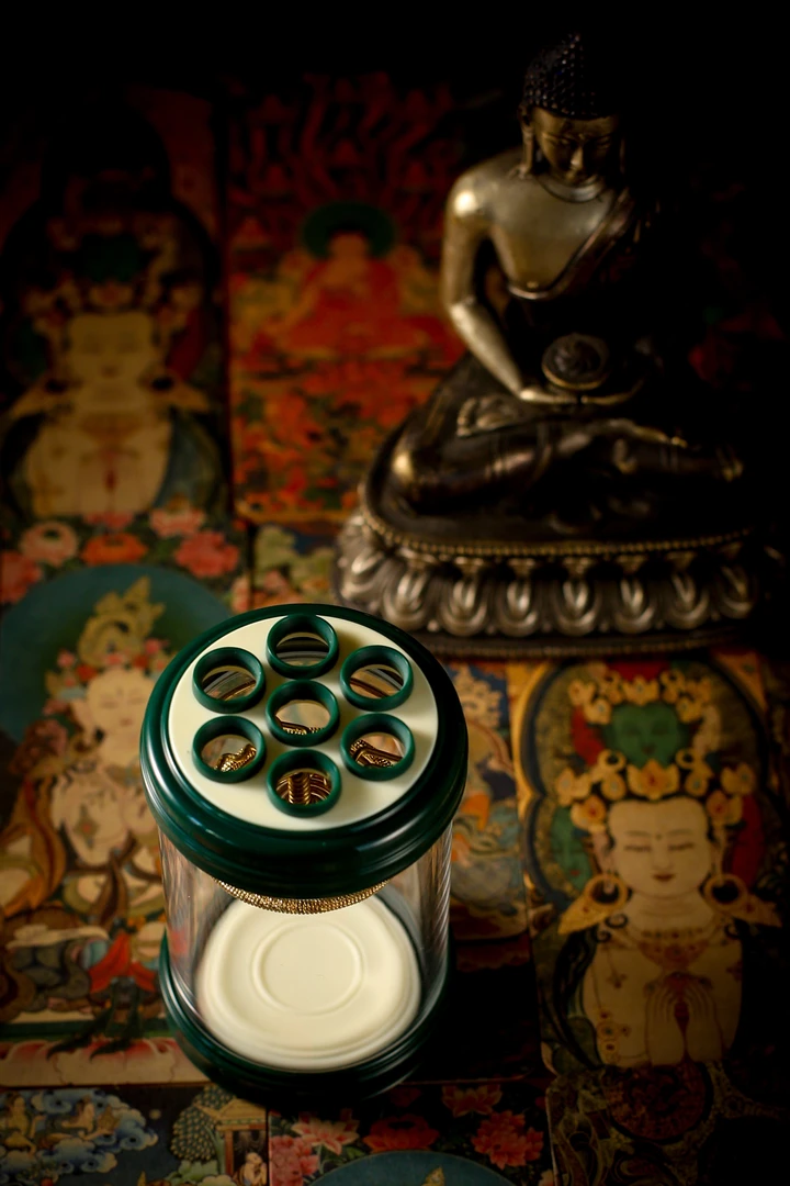 TIGER· 老藏绿拼变色国密60口径本叫罐