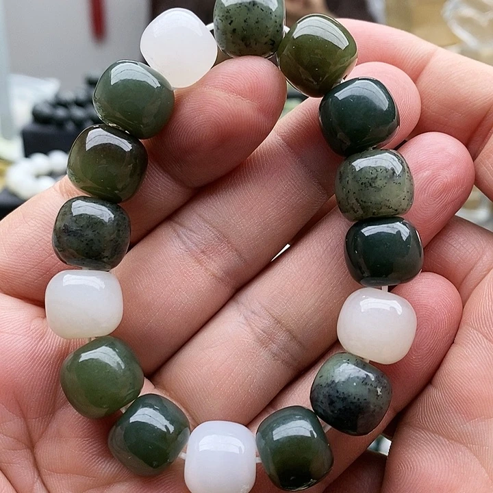 【闪购商品】未镶嵌手链和田玉14四色多宝