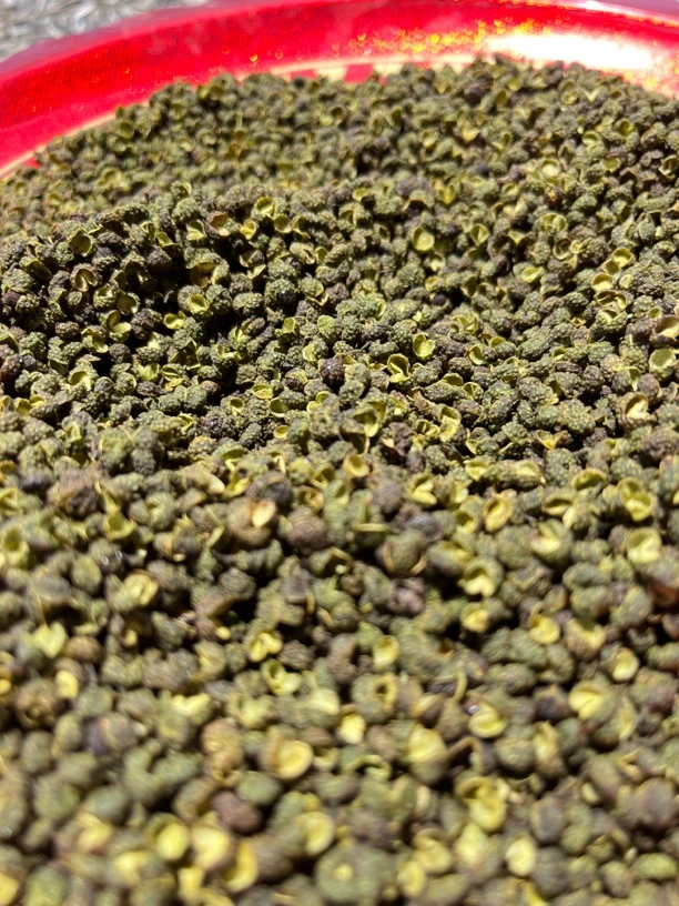 云南哀牢山景星村本地品种花椒粒（农村天然）