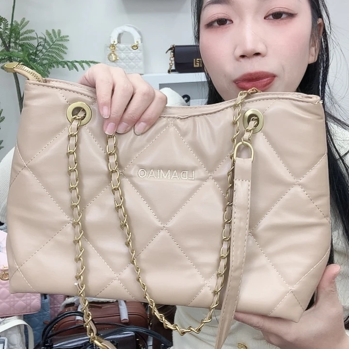 小牛皮（革）牛剖层皮革牛皮（革）