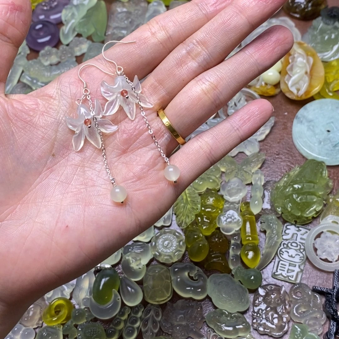 蛇纹石玉合金项链