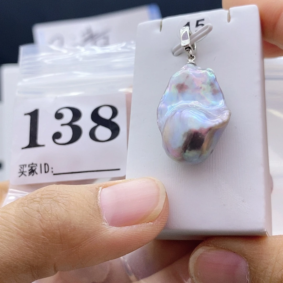 钛钢淡水珍珠颈饰