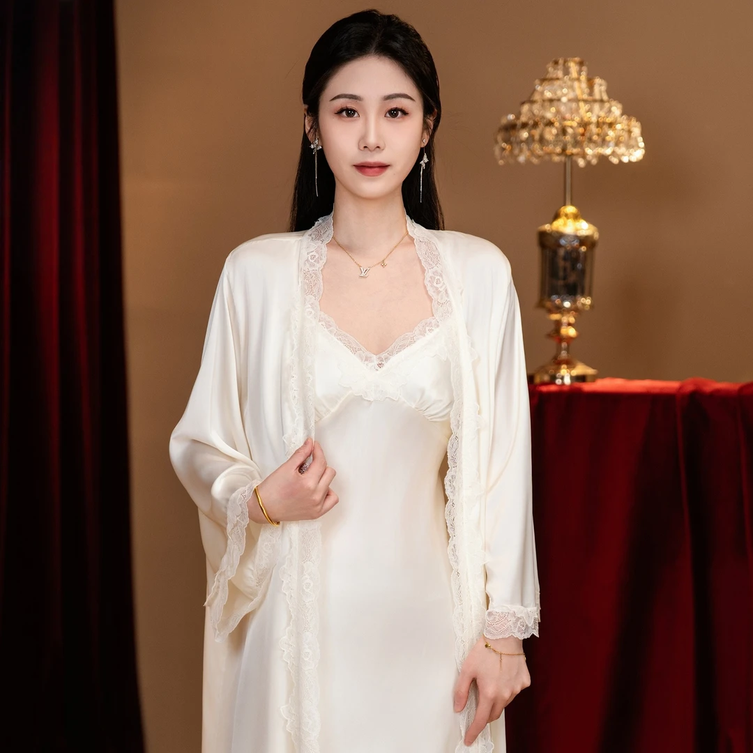 维多利亚2025新款女士真丝睡裙吊带蕾丝性高高级感睡衣家居服套装