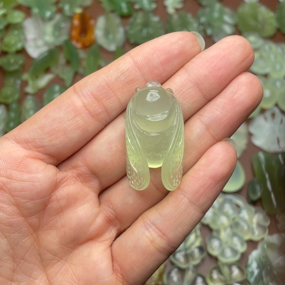 蛇纹石玉合金颈饰