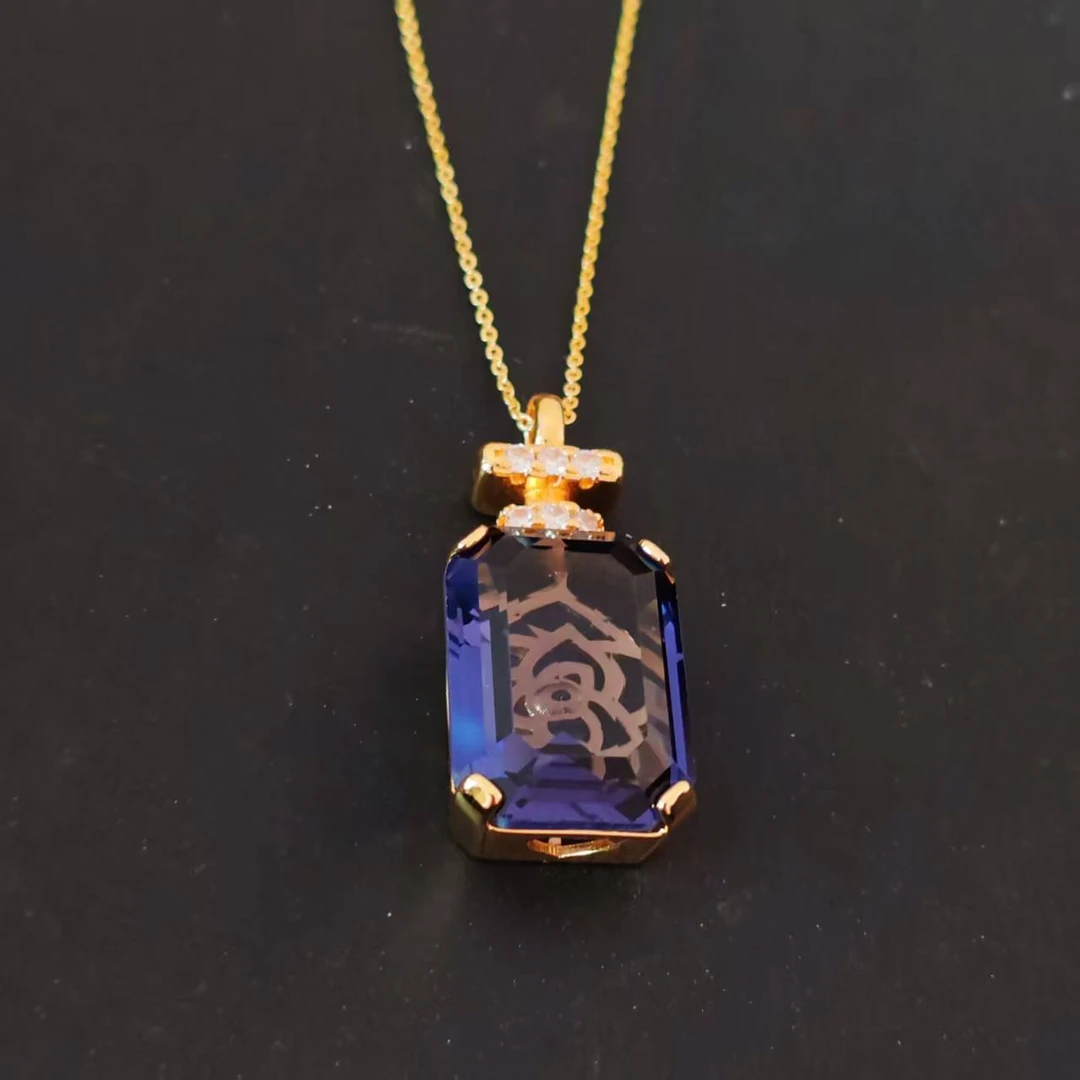 【南非定制】经典高级轻奢大气百搭吊坠  WD21089