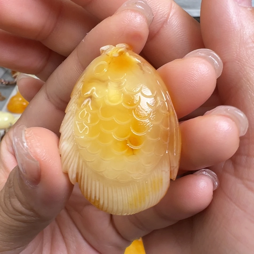 裸石蜜蜡未镶嵌蜜蜡