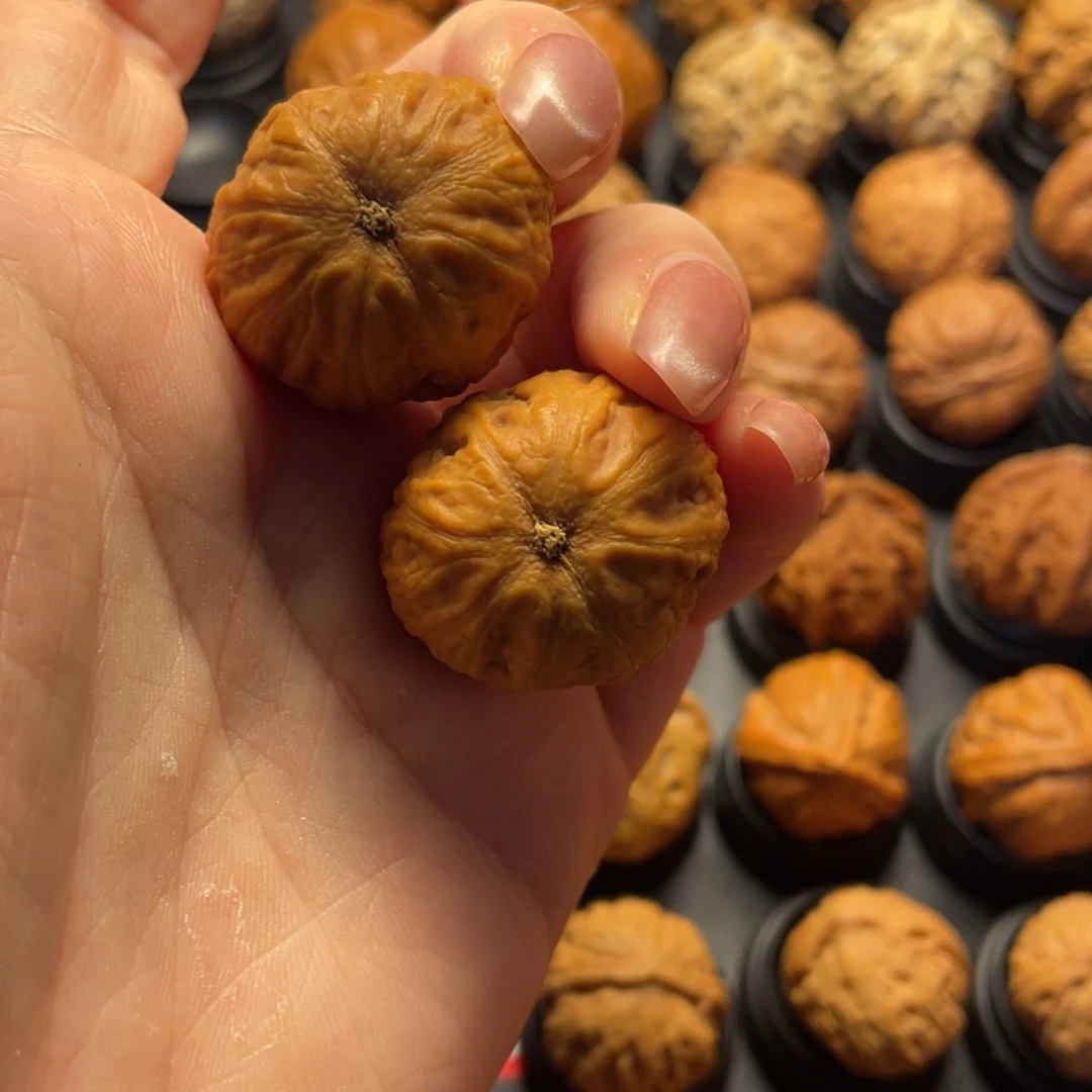 浮***，吊坠文玩核桃核桃