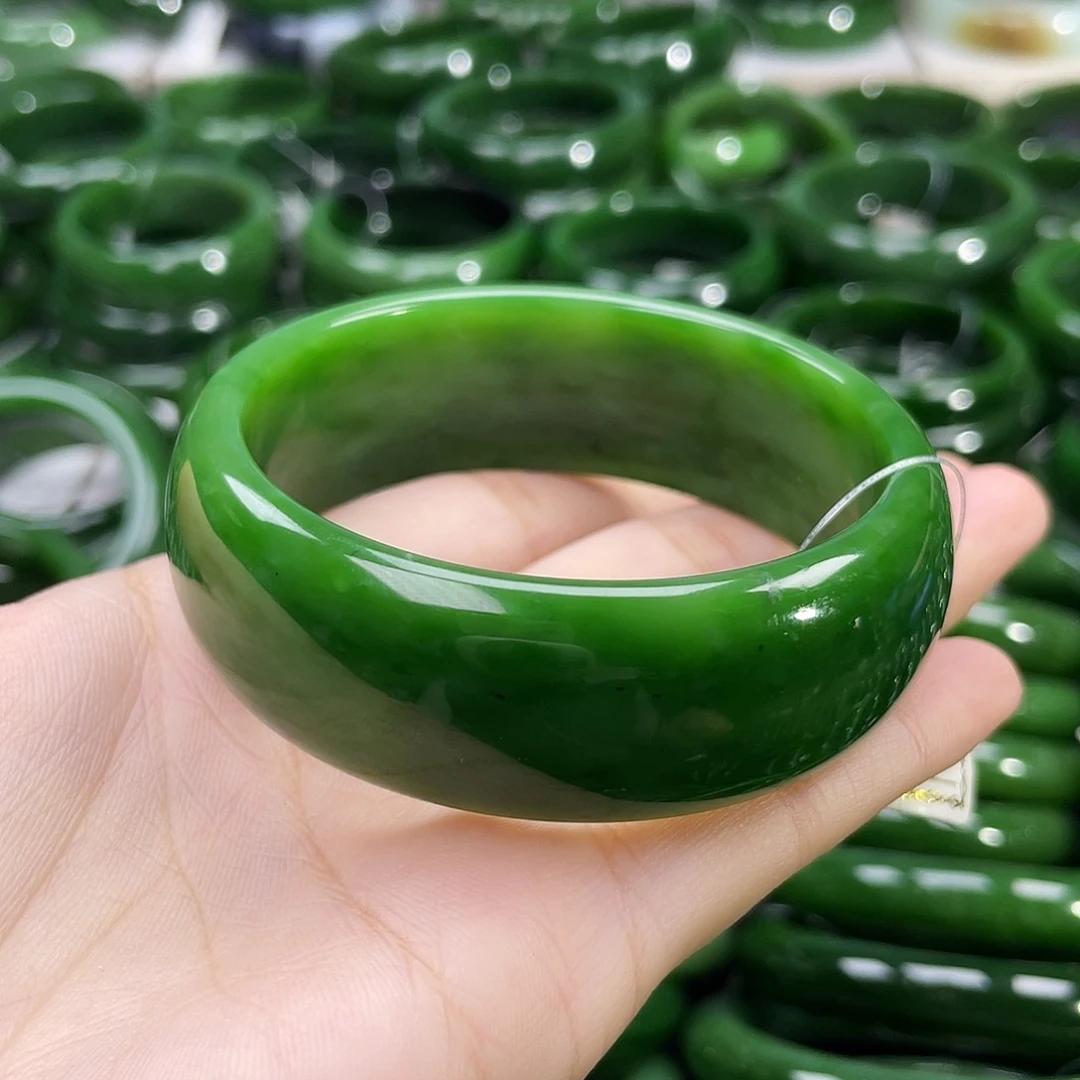 未镶嵌手镯和田玉（碧玉）