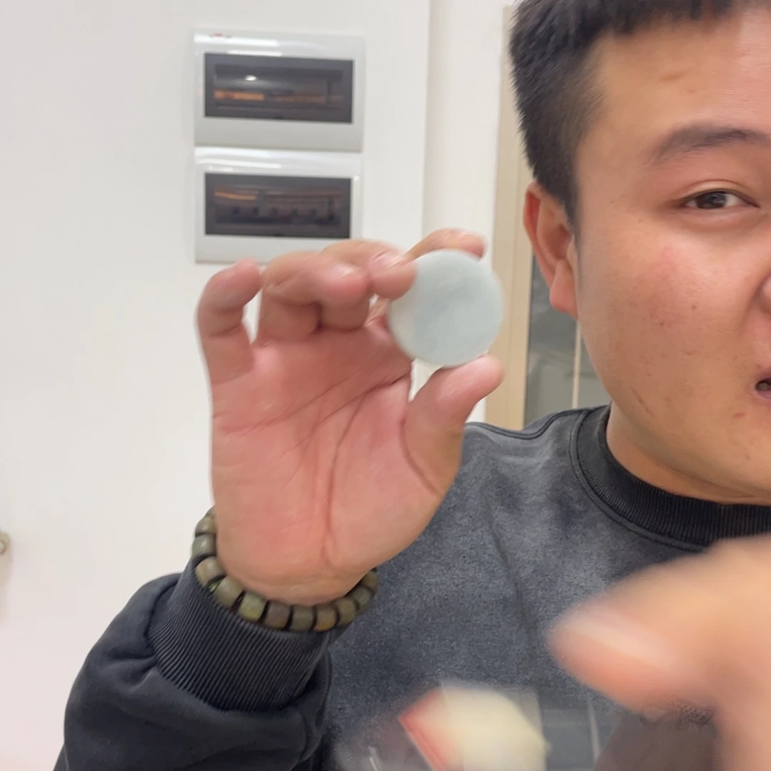 定制翡翠未镶嵌镯芯