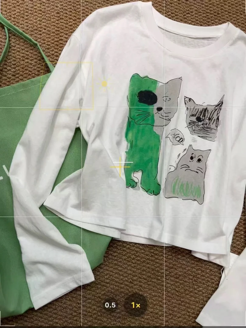 【西單會馆】卡通短款防晒印花猫咪长袖圆领休闲T恤