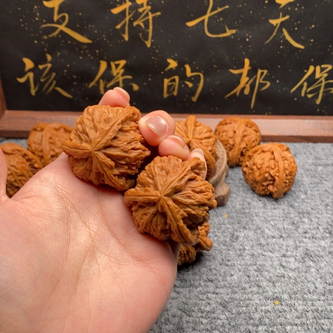 【闪购商品】吊坠文玩核桃C*,
