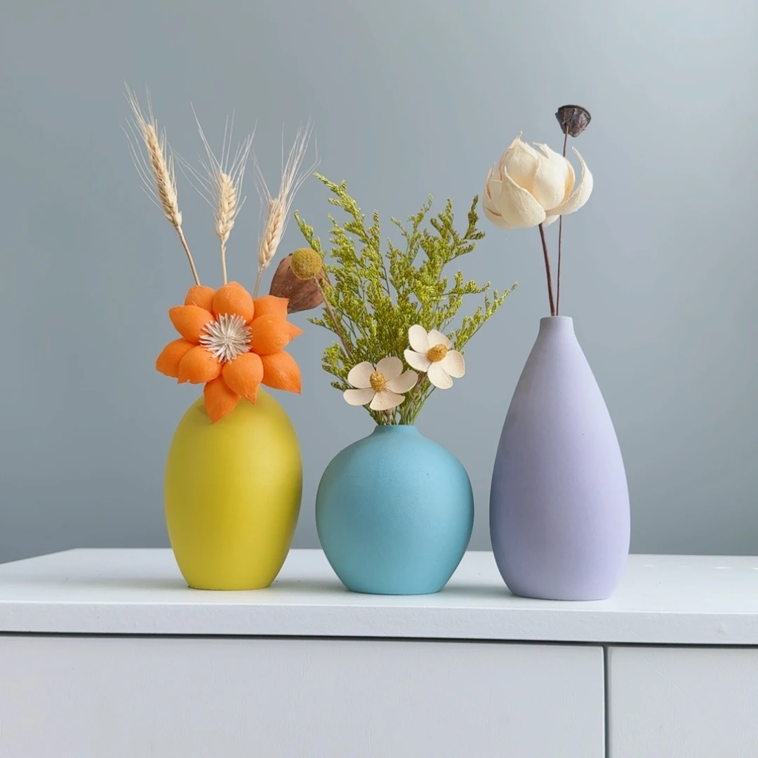 瓷片陶瓷小花瓶含花总高约20-30cm