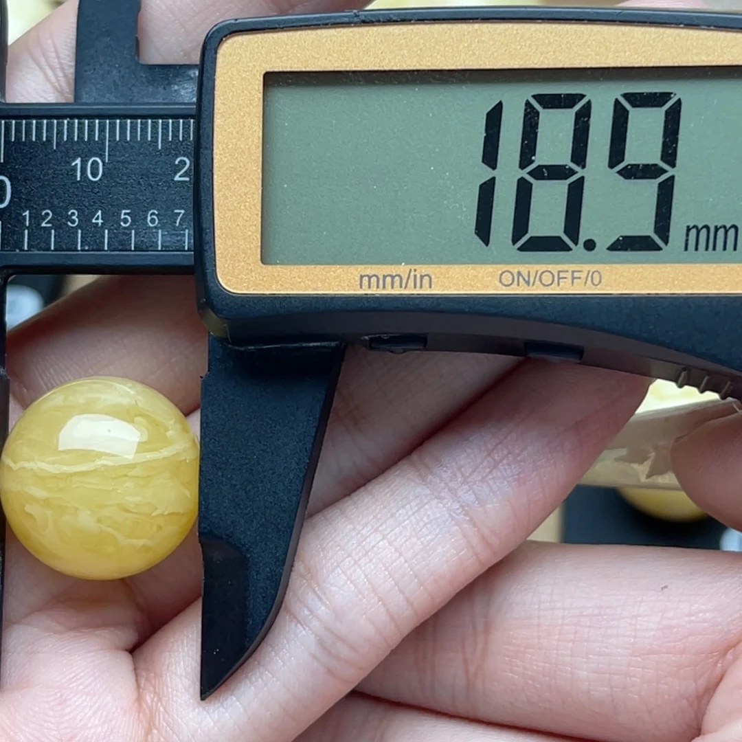 琥珀未镶嵌裸石蜜蜡圆珠