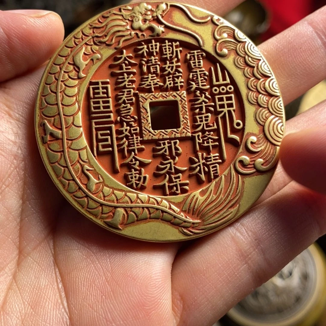 精美铜器做工精良