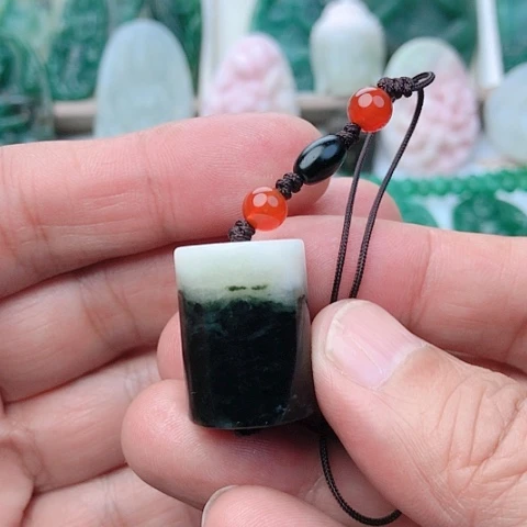 未镶嵌独山玉吊坠(不含链)