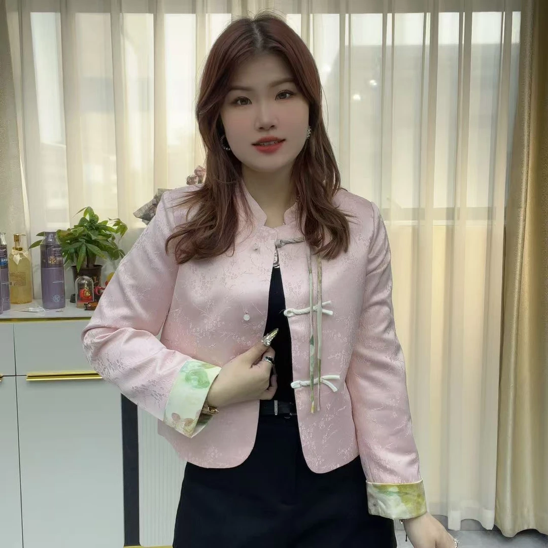 小鑫肝@现货浮力重工国风设计缝珠气质百搭短外套 2402