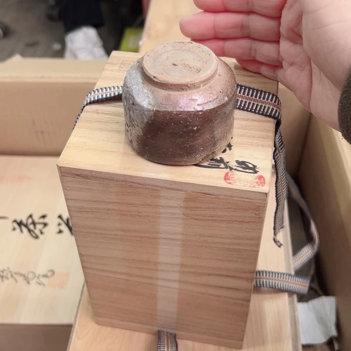 摆件椒****姐一个瓷器默认微瑕