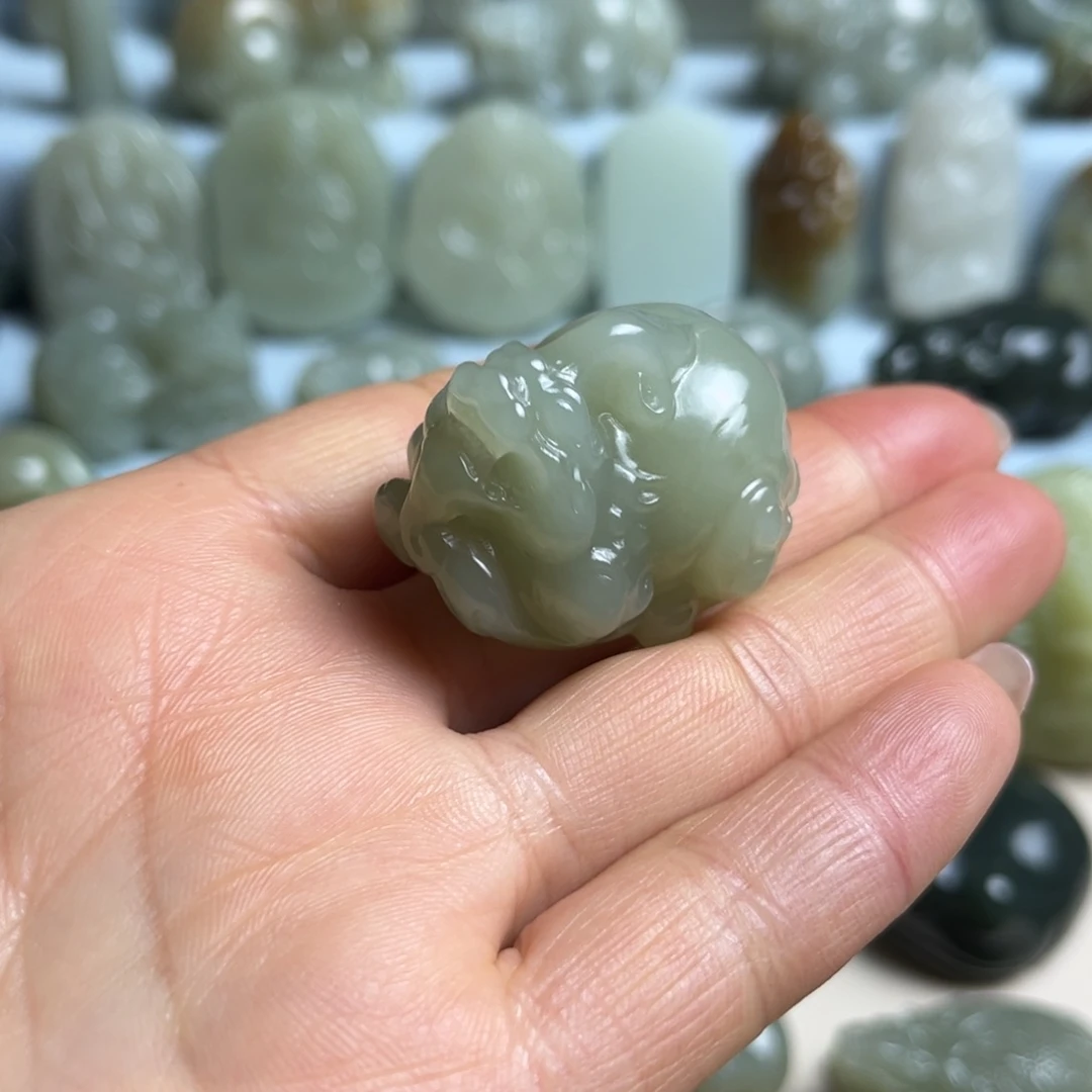 和田玉未镶嵌挂件