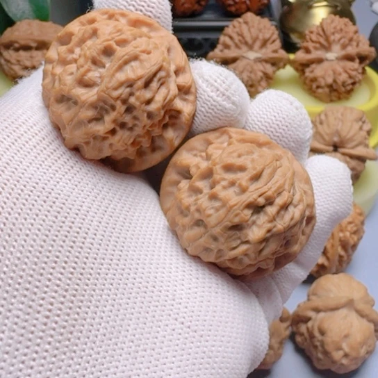 鱼籽纹文玩核桃全品