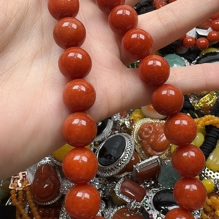 过***活翡翠未镶嵌颈饰翡翠