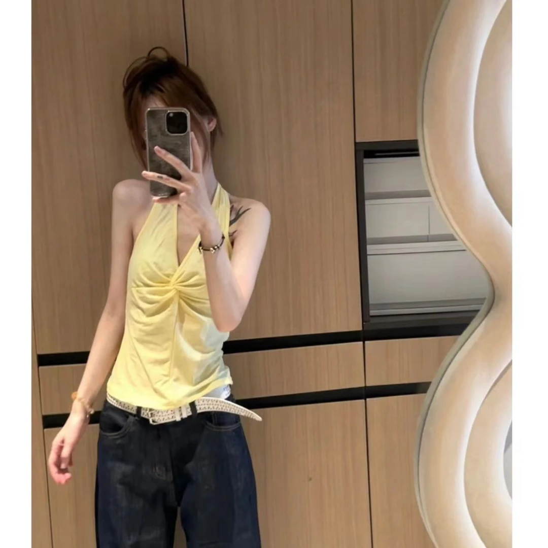黑不染 活力满格 V领扭结挂脖辣妹背心