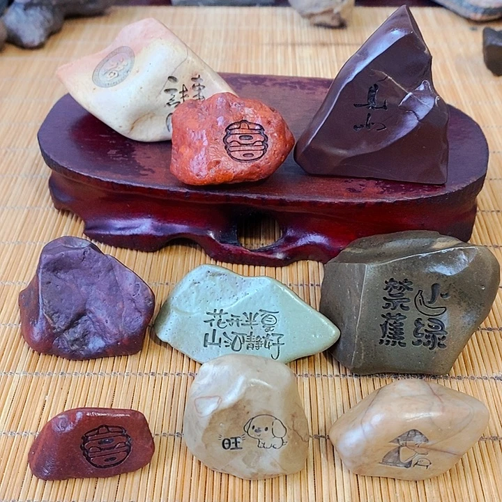 爱***虾原石雕刻工艺品手把摆件