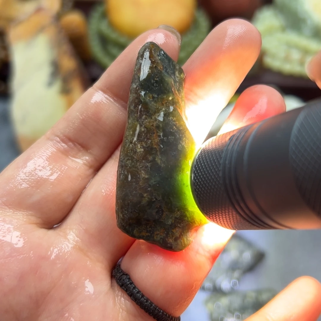 和田玉未镶嵌珠宝奇石