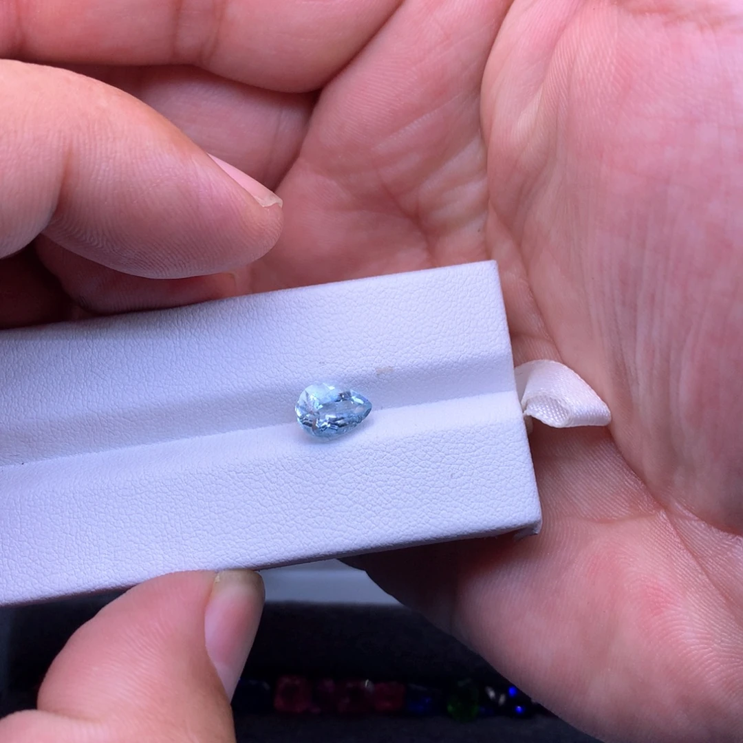 海蓝宝石裸石天然1.6ct海蓝宝