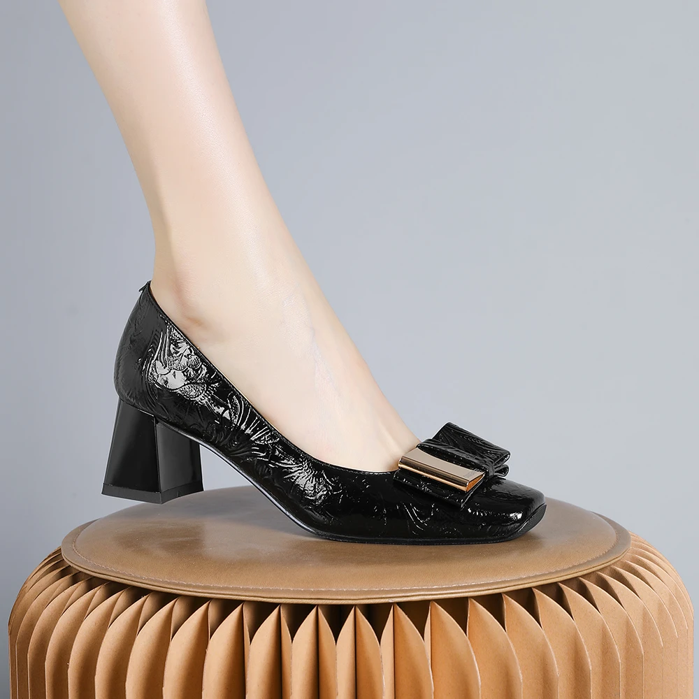 妮彩诗2024年新款欧美温柔低跟浅口单鞋百搭方头软皮舒适真皮1321