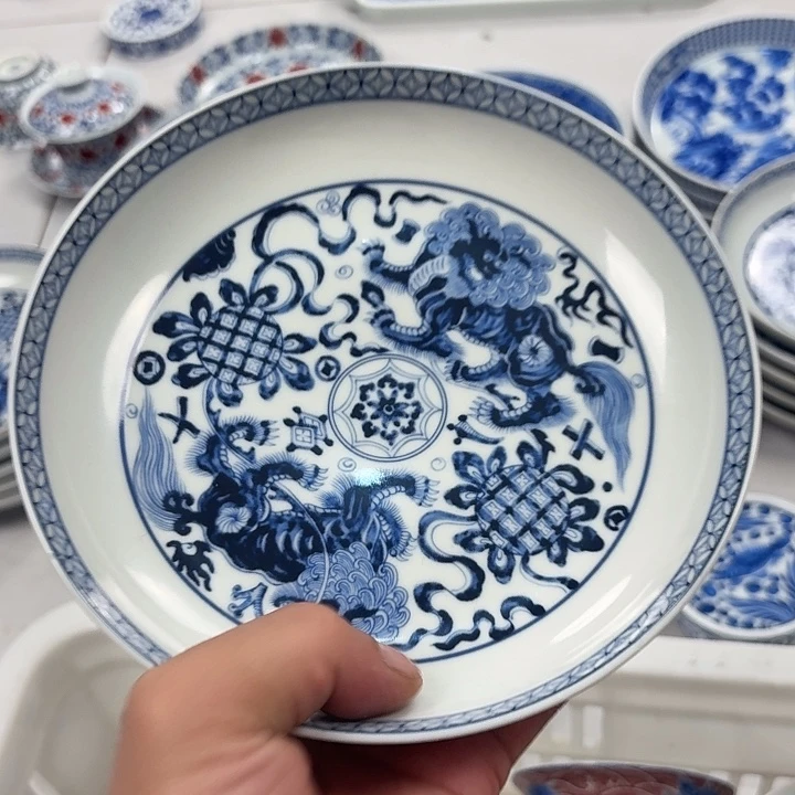 瓷片青花狮子大胡乘景德镇