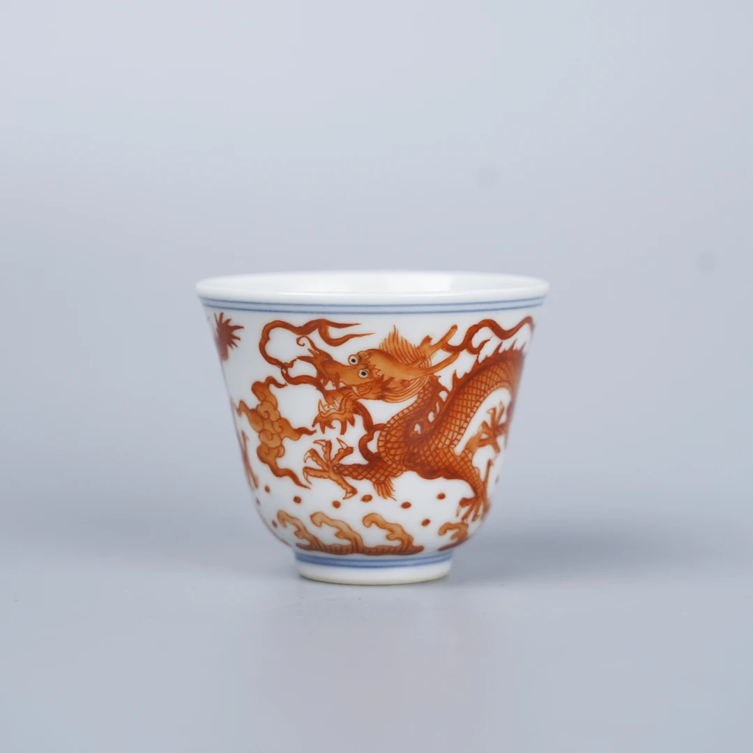 Lot008矾红云海龙纹杯