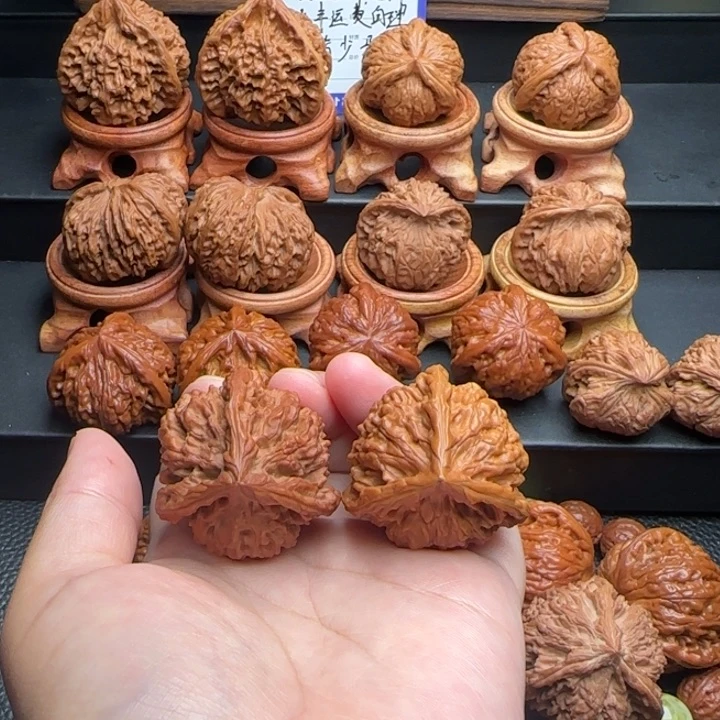 文玩核桃把件官帽三棱全品