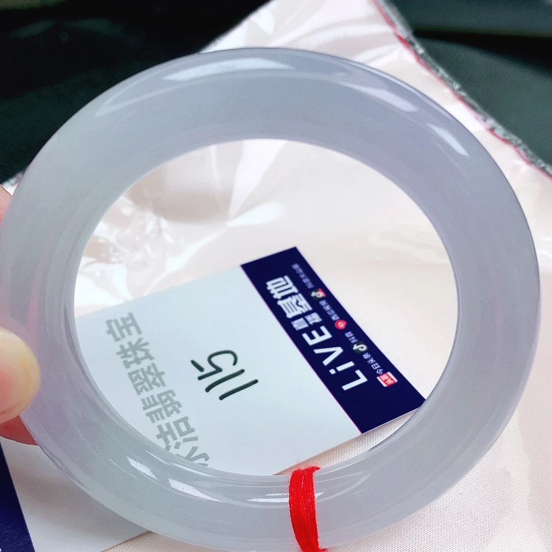 翡翠未镶嵌手镯缅甸天然A货翡翠手镯