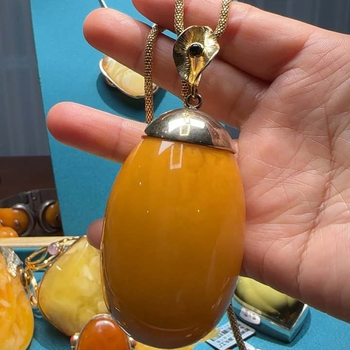 琥珀未镶嵌颈饰波兰设计款琥珀蜜蜡