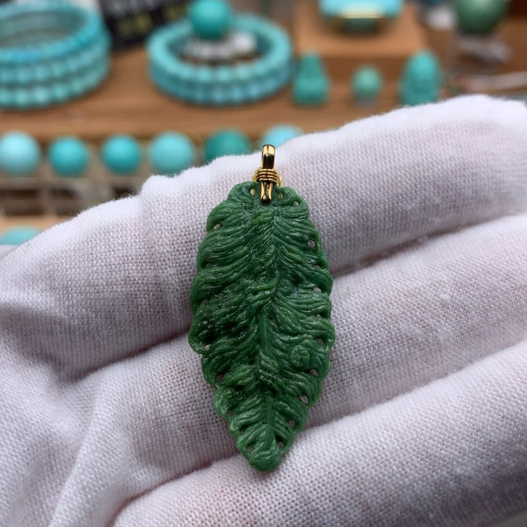 绿松石18K金镶嵌珠宝奇石