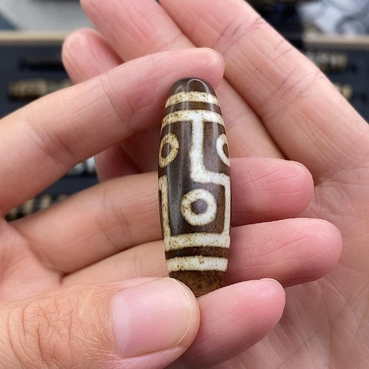烤***瓷玛瑙/玉髓颈饰未镶嵌