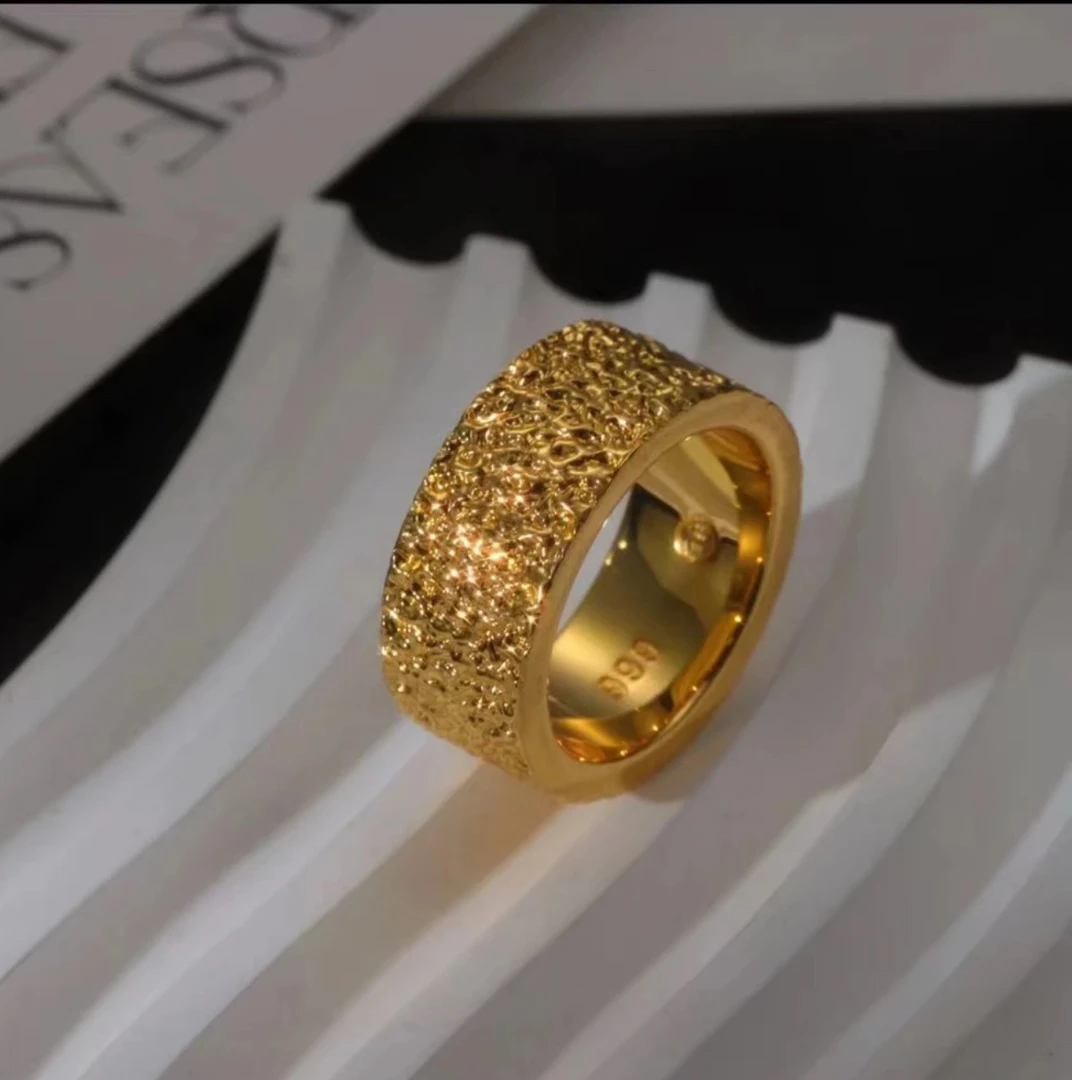 合金戒指 合金戒指新款纸醉金迷戒指男士时尚素款金色加宽加厚