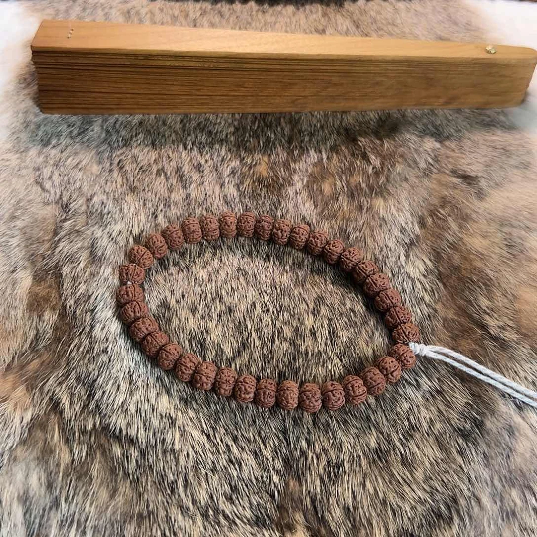 金刚菩提吊坠老树王9mm